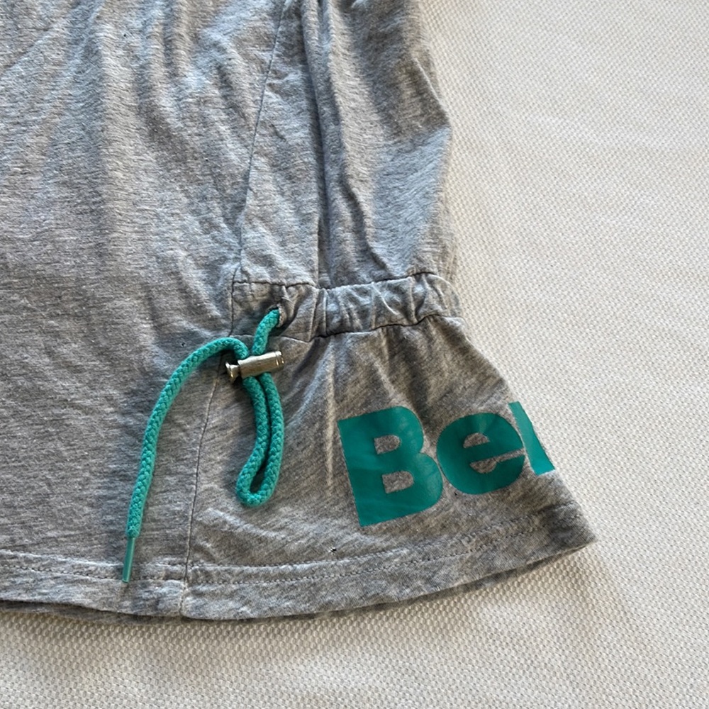 🦋3/40 BENCH Racerback Top (S) - Picture 8 of 15